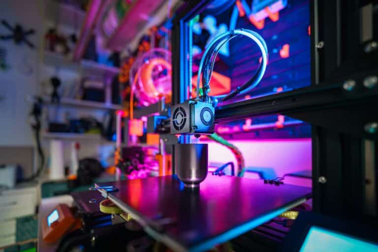 Recenze 3D tiskárny Bambu Lab H2D: Kvalita tisku na úrovni 8